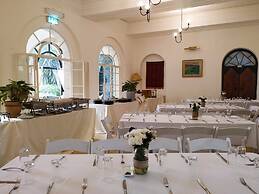 Scots House Hotel