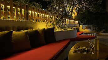 Esmana Otel