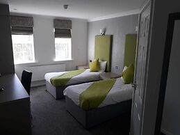 The Avenue Hotel