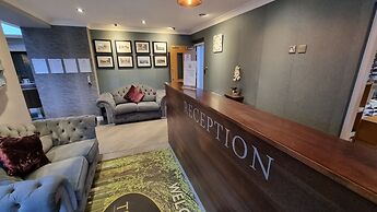 The Avenue Hotel