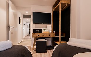 Acropolis Luxury Living