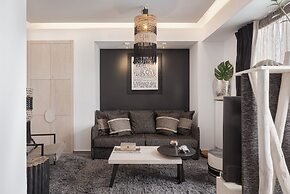 Acropolis Luxury Living
