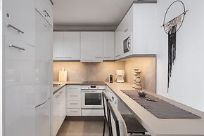 Acropolis Luxury Living