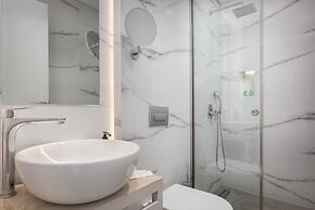 Acropolis Luxury Living