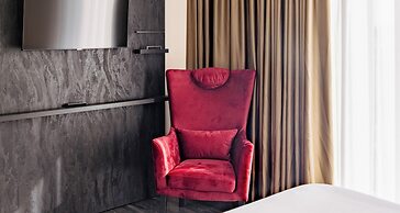 PLAZA Premium Grand Winston