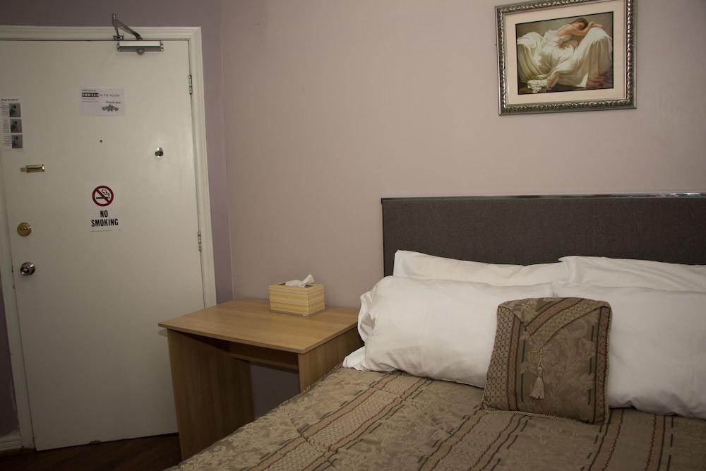 St Lawrence Residences And Suites
