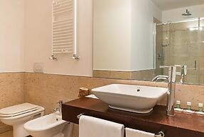 B&B HOTEL Pisa Airport