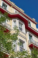 Delphi Art Hotel
