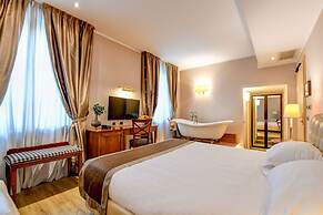 Hotel Master