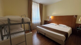 Hotel Master