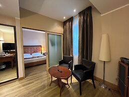 Hotel Master