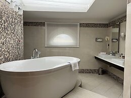 Hotel Master