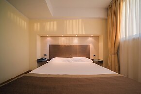 Hotel Master