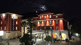 Hotel Master