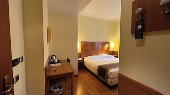 Hotel Master