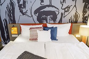 Tante ALMA’s Bonner Hotel