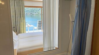 Tresa Bay Hotel