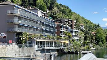 Tresa Bay Hotel