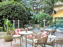Croisette Beach Hotel Cannes - MGallery Collection