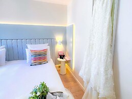 Croisette Beach Hotel Cannes - MGallery Collection