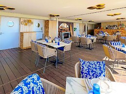 Croisette Beach Hotel Cannes - MGallery Collection