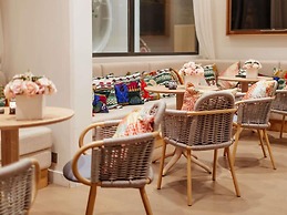 Croisette Beach Hotel Cannes - MGallery Collection