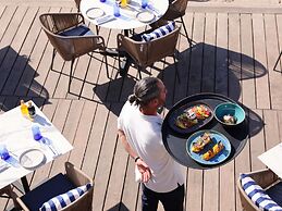 Croisette Beach Hotel Cannes - MGallery Collection