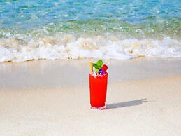 Croisette Beach Hotel Cannes - MGallery Collection