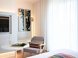Croisette Beach Hotel Cannes - MGallery Collection