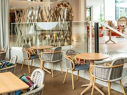 Croisette Beach Hotel Cannes - MGallery Collection