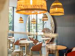 Croisette Beach Hotel Cannes - MGallery Collection