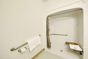 Motel 6 Brampton, ON - Toronto