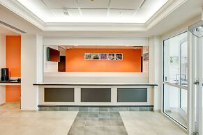 Motel 6 Brampton, ON - Toronto