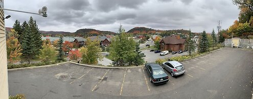 Hotel & Suites Les Laurentides Saint Sauveur