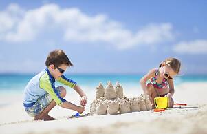 Sandyport Beach Resort