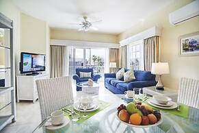 Sandyport Beach Resort