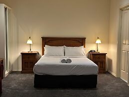 Crystal INN