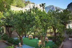 Hotel Amalfi