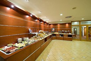 Ramada by Wyndham Airport Prague