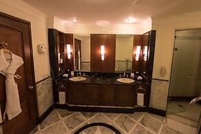 The Bristol Hotel