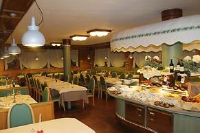 Hotel Majoni