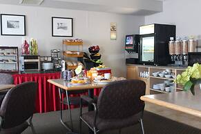 Travelodge by Wyndham Fort McMurray