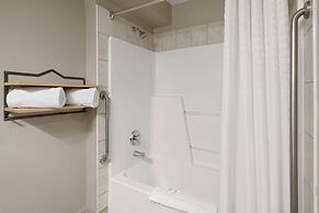 Travelodge by Wyndham Fort McMurray