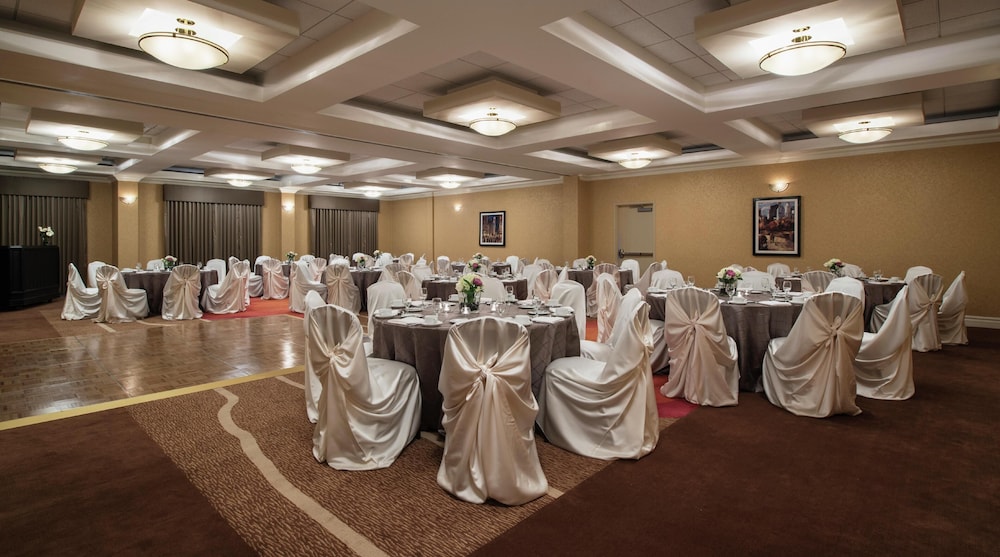 Hilton Garden Inn West Edmonton
