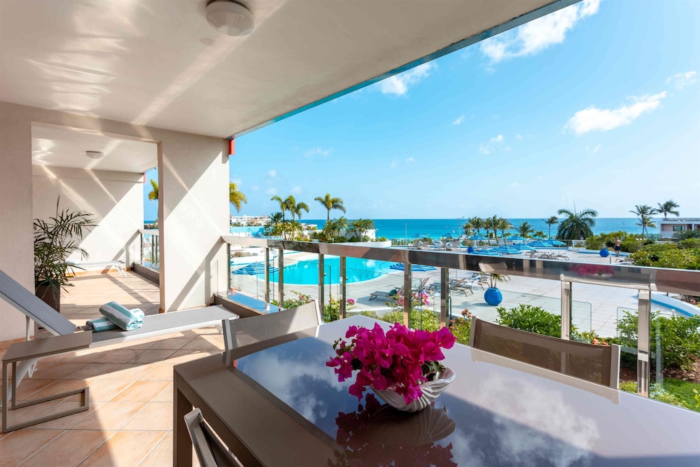 Royal Islander Resort La Terrasse
