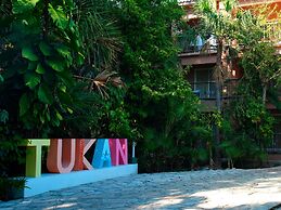 Tukan Hotel Playa del Carmen