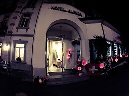 Alpina Hotel