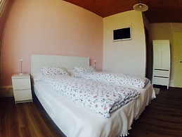 Alpina Hotel