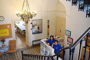 Hotel & Hostel Montarina
