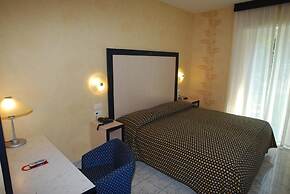 Hotel & Hostel Montarina